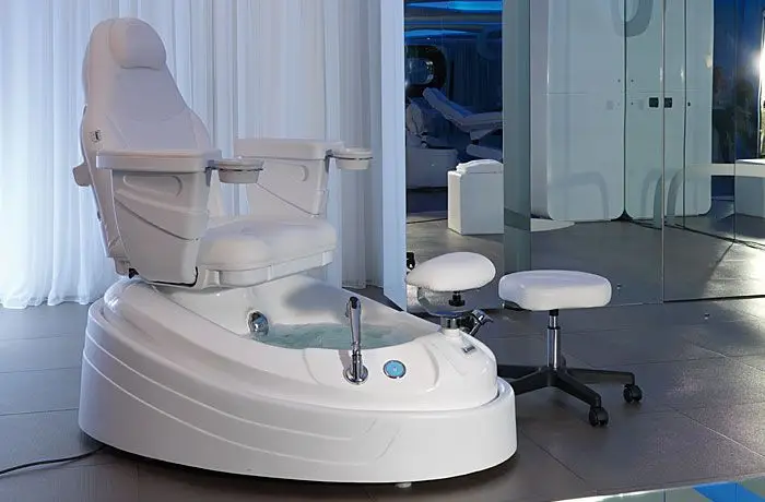Педикюрное кресло с гидромассажной ванной PEDI SPA фото и картинка купить в Москве