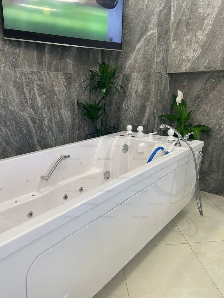 Ванна водолечебная «Ладога» для подводного душ-массажа  Physiotechnica