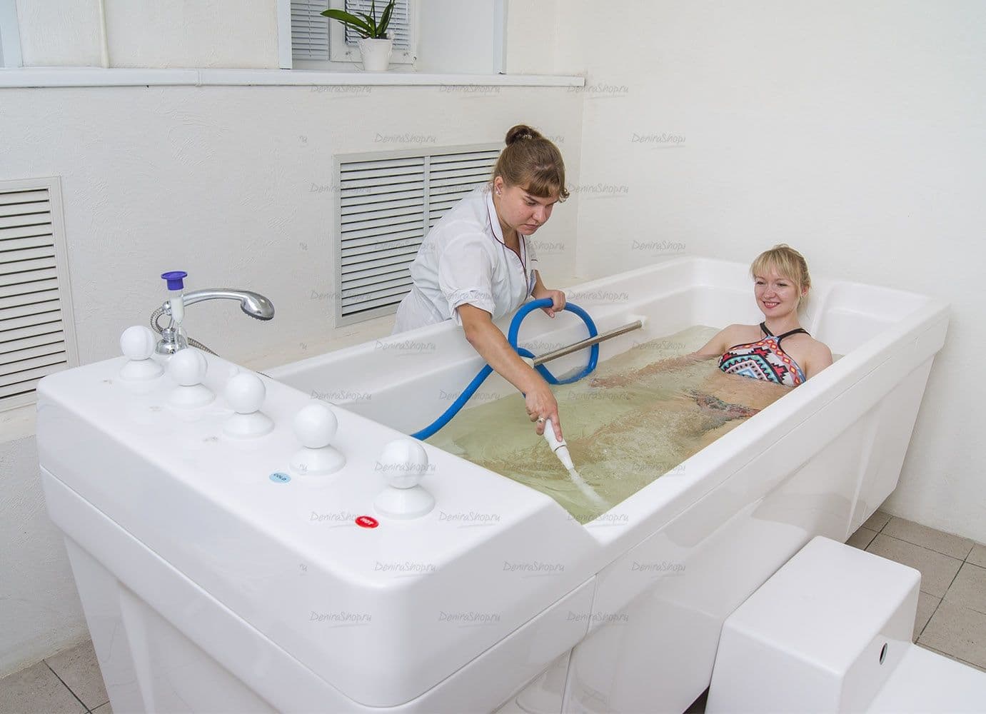 Ванна водолечебная «Гольфстрим» для подводного душ-массажа  Physiotechnica